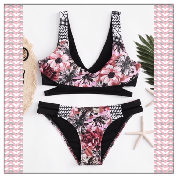 Bikini Side Cut Out Black & Pink Floral Size M NWT - Picture 1 of 5
